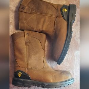 Herman Survivors Boots 7.5 Pull-on